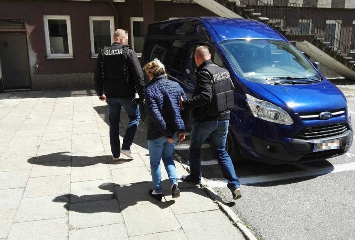 Jadąc audi uderzyła w rowerzystkę. Była pod wpływem narkotyków, które miała też w domu Jadąc audi uderzyła w rowerzystkę. Była pod wpływem narkotyków, które miała też w domu