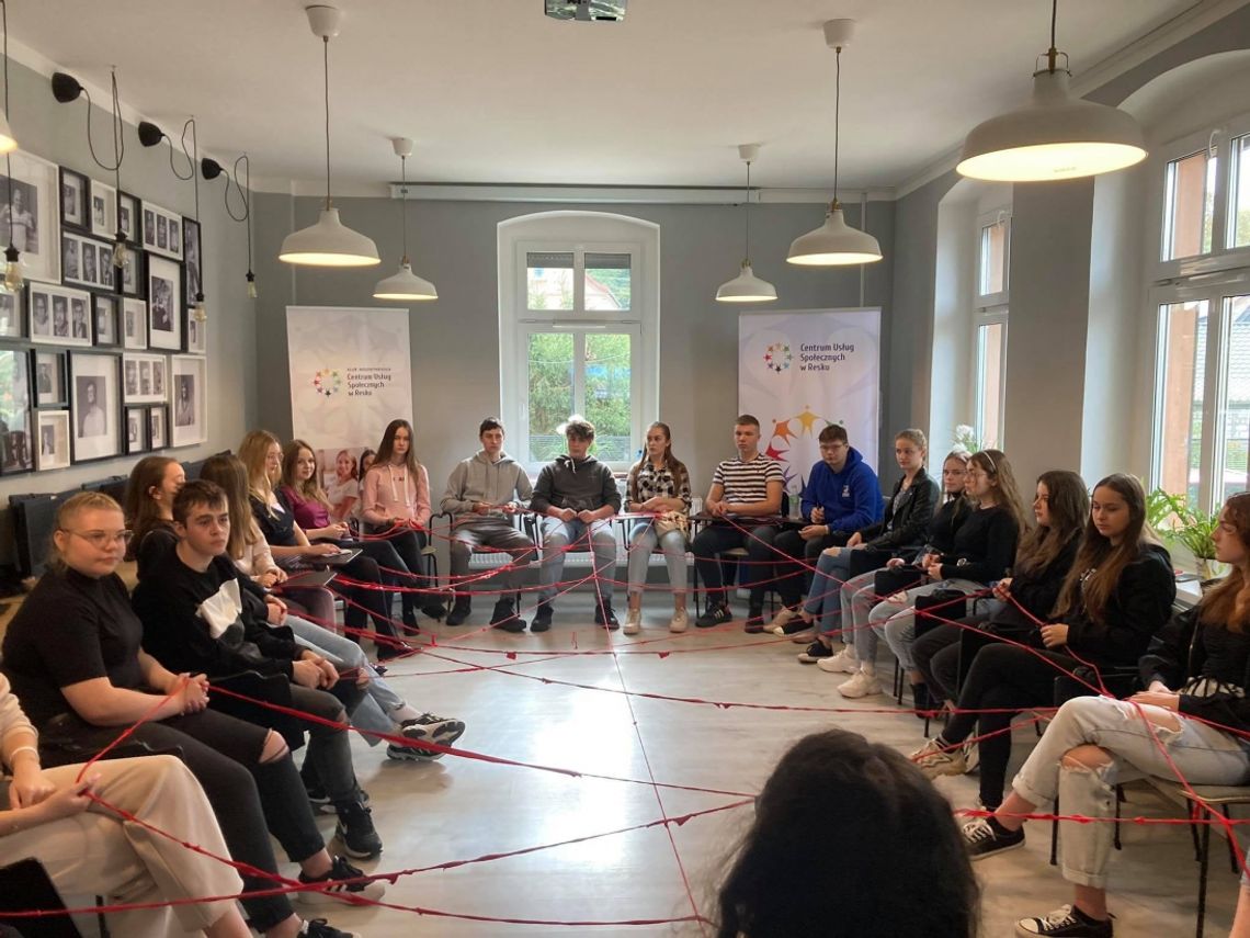 Jak dobrze pomagać uchodźcom?