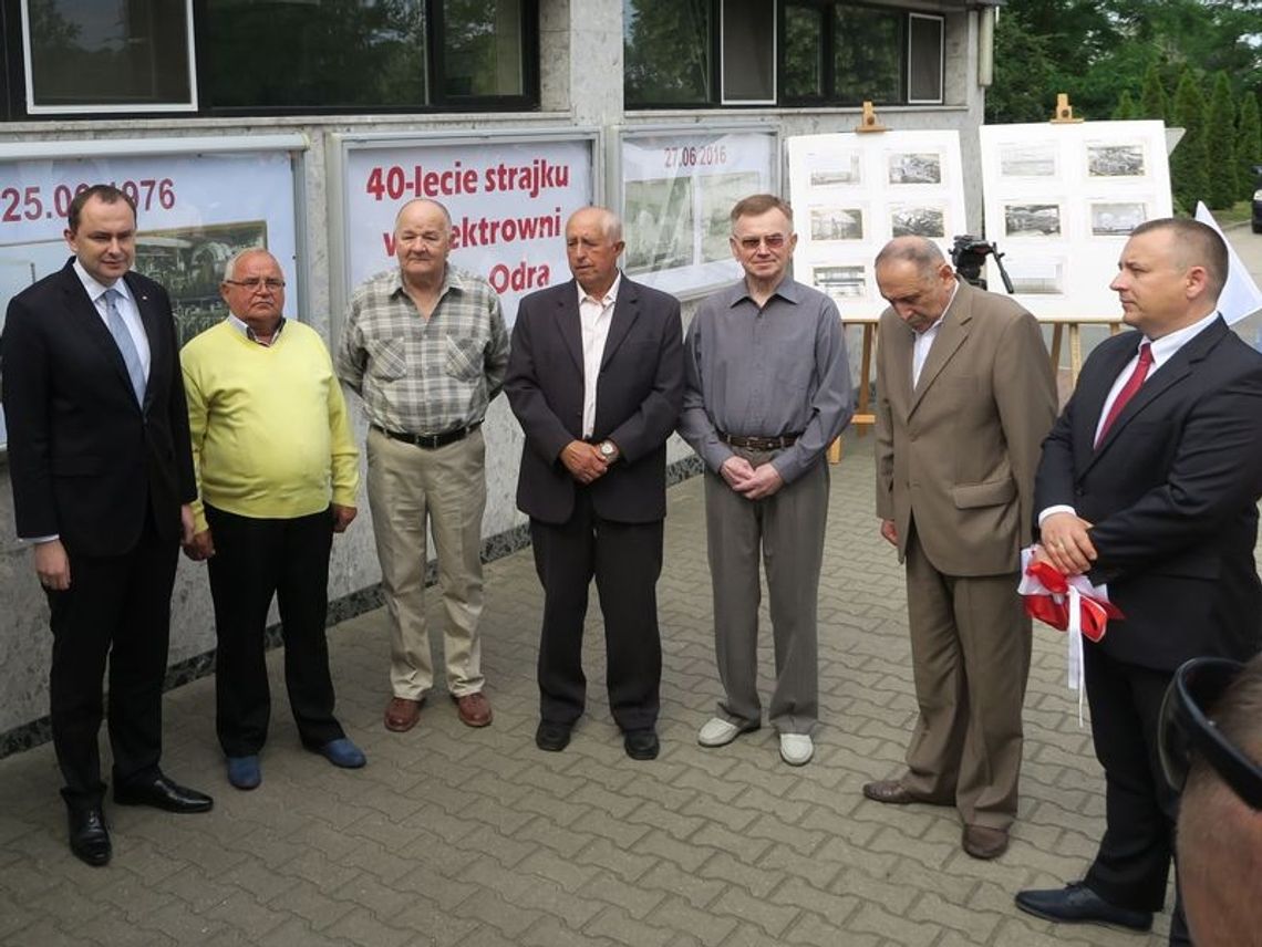 Jako pierwsi mieli odwagę i po 40 latach sobie o nich przypomniano Jako pierwsi mieli odwagę i po 40 latach sobie o nich przypomniano