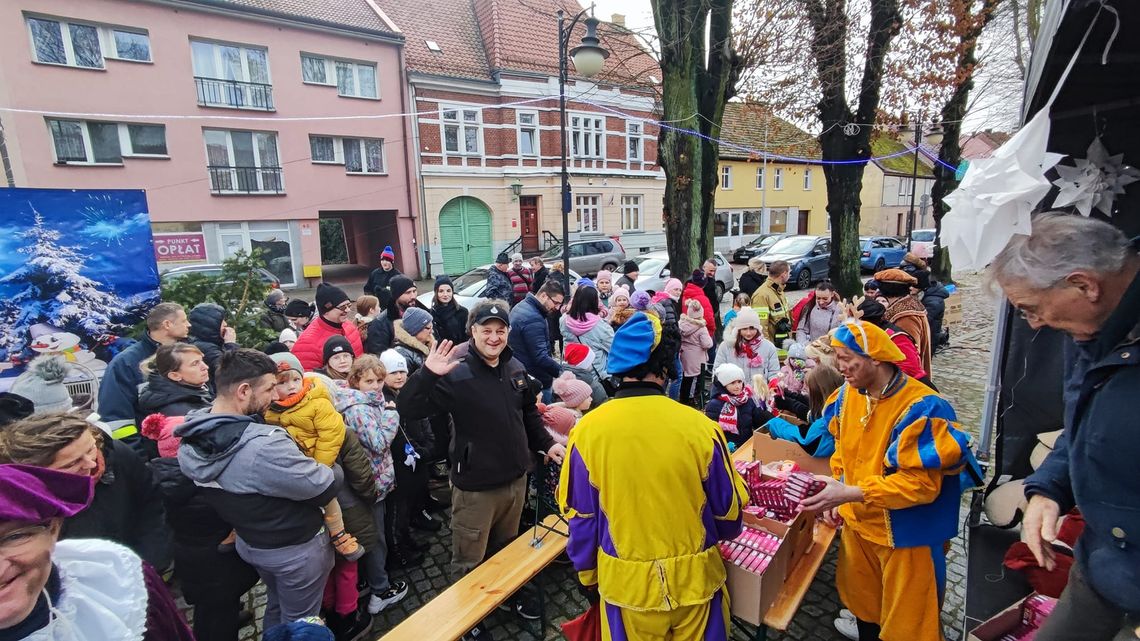 Jarmark adwentowy - święto smaków i rękodzieła [ZDJĘCIA]