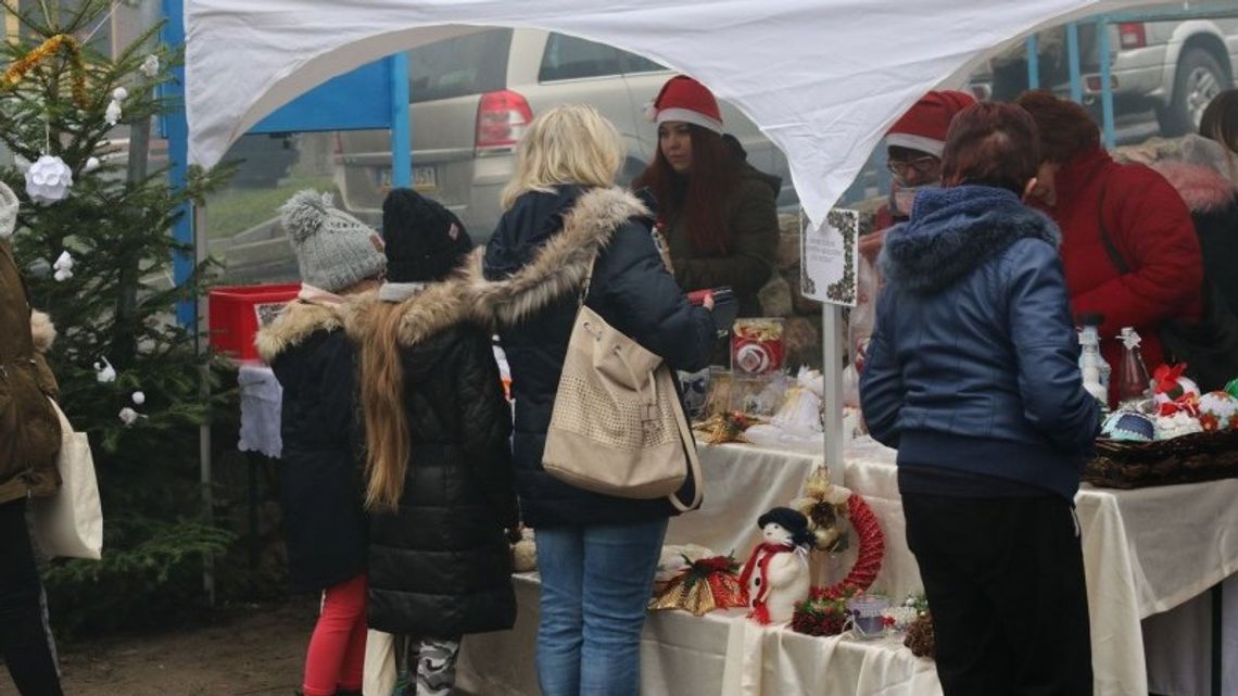 Jarmark bożonarodzeniowy coraz bliżej. Szykują masę atrakcji! Jarmark bożonarodzeniowy coraz bliżej. Szykują masę atrakcji!
