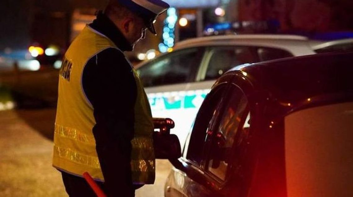 Jechał BMW i wpadł na Szczecińskiej Jechał BMW i wpadł na Szczecińskiej