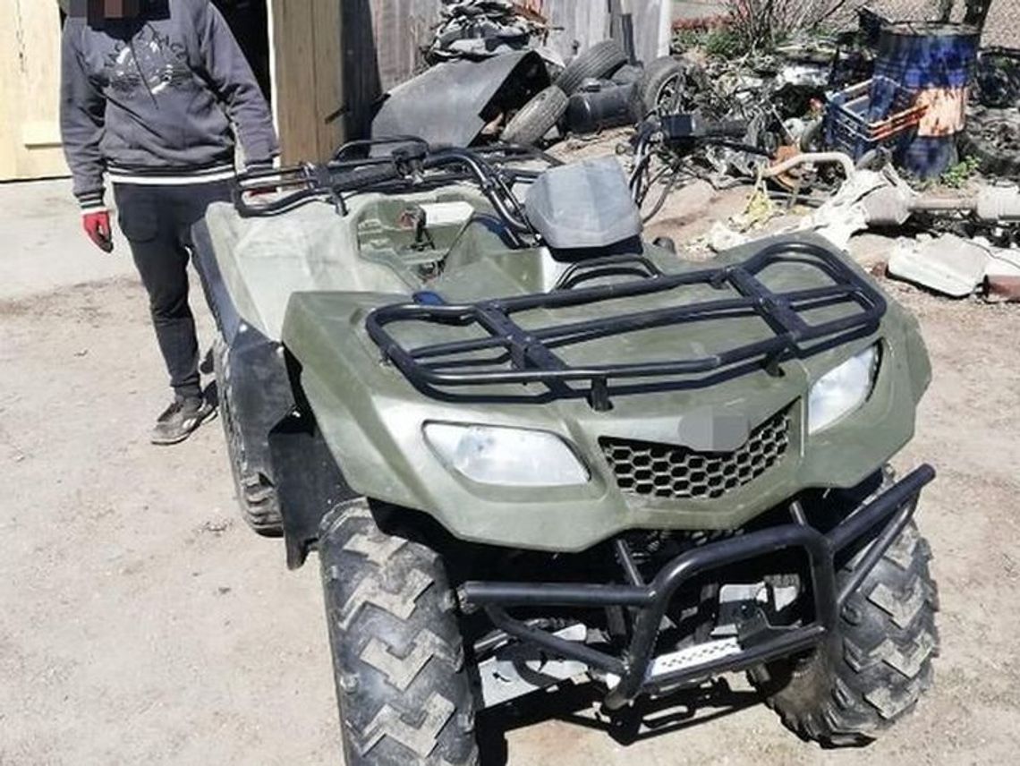 Jechał czterokołowcem bez uprawnień. Odpowie przed sądem Jechał czterokołowcem bez uprawnień. Odpowie przed sądem