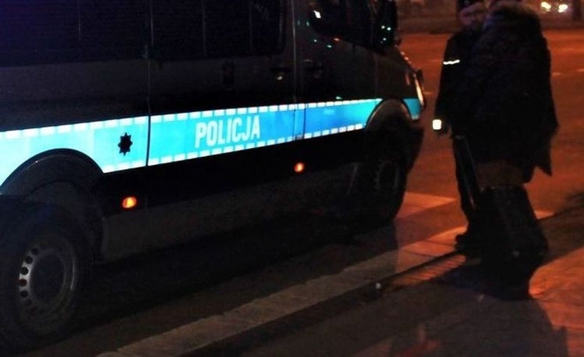 Jechał po Gryfinie mimo cofniętych uprawnień Jechał po Gryfinie mimo cofniętych uprawnień