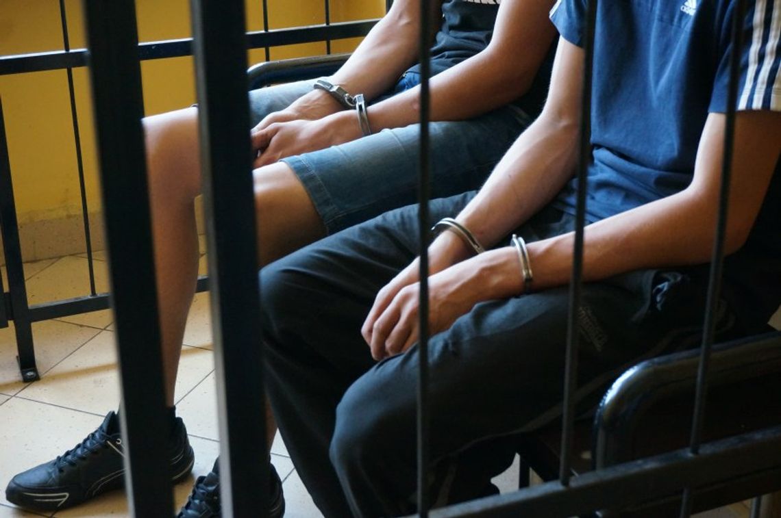 Jeden jechał po pijaku, a drugi bez prawa jazdy Jeden jechał po pijaku, a drugi bez prawa jazdy