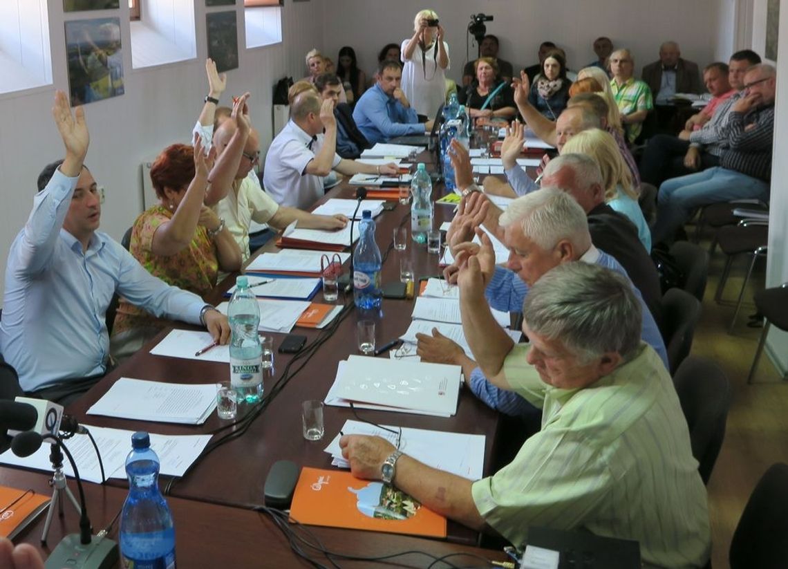 Jednogłośnie za absolutorium Jednogłośnie za absolutorium