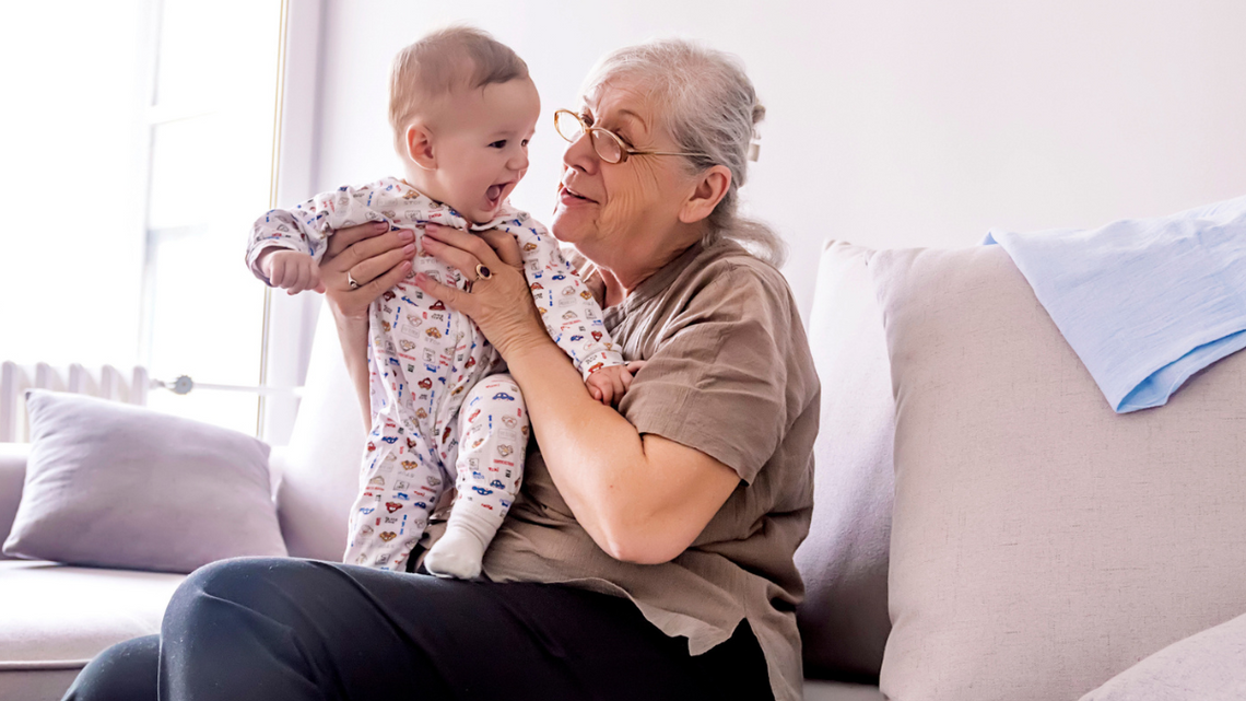 Babciowe zatwierdzone. Podajemy kto, ile i kiedy dostanie pieniądze