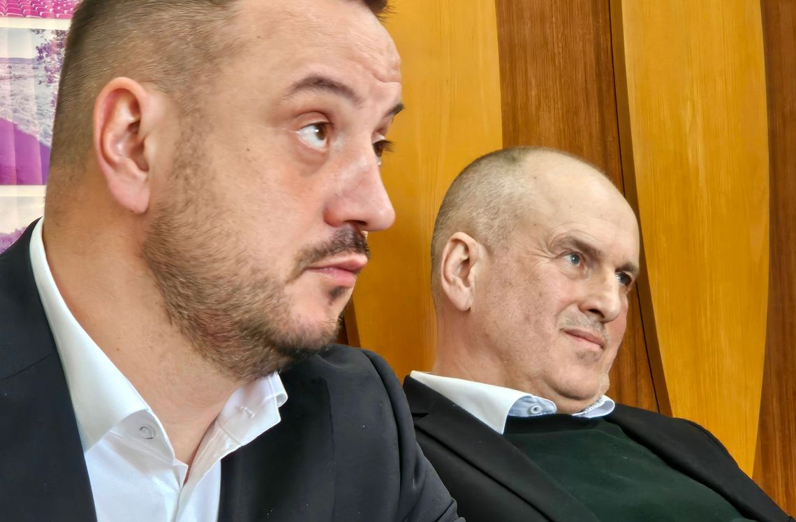 Jest wiceburmistrzem, czy zajmuje się deweloperką? Jest wiceburmistrzem, czy zajmuje się deweloperką?