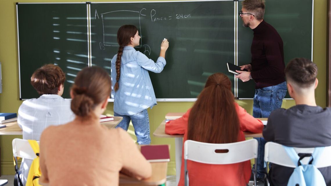 Koniec bezkarności w ławkach. Monitoring obnaży prawdę o uczniach, ale co z ich prywatnością Koniec bezkarności w ławkach. Monitoring obnaży prawdę o uczniach, ale co z ich prywatnością