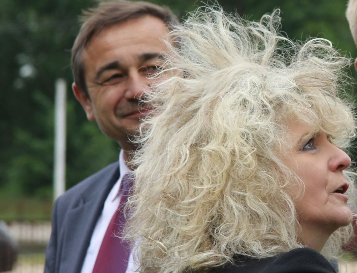 Kampania na boisku - sędzia reaguje Kampania na boisku - sędzia reaguje