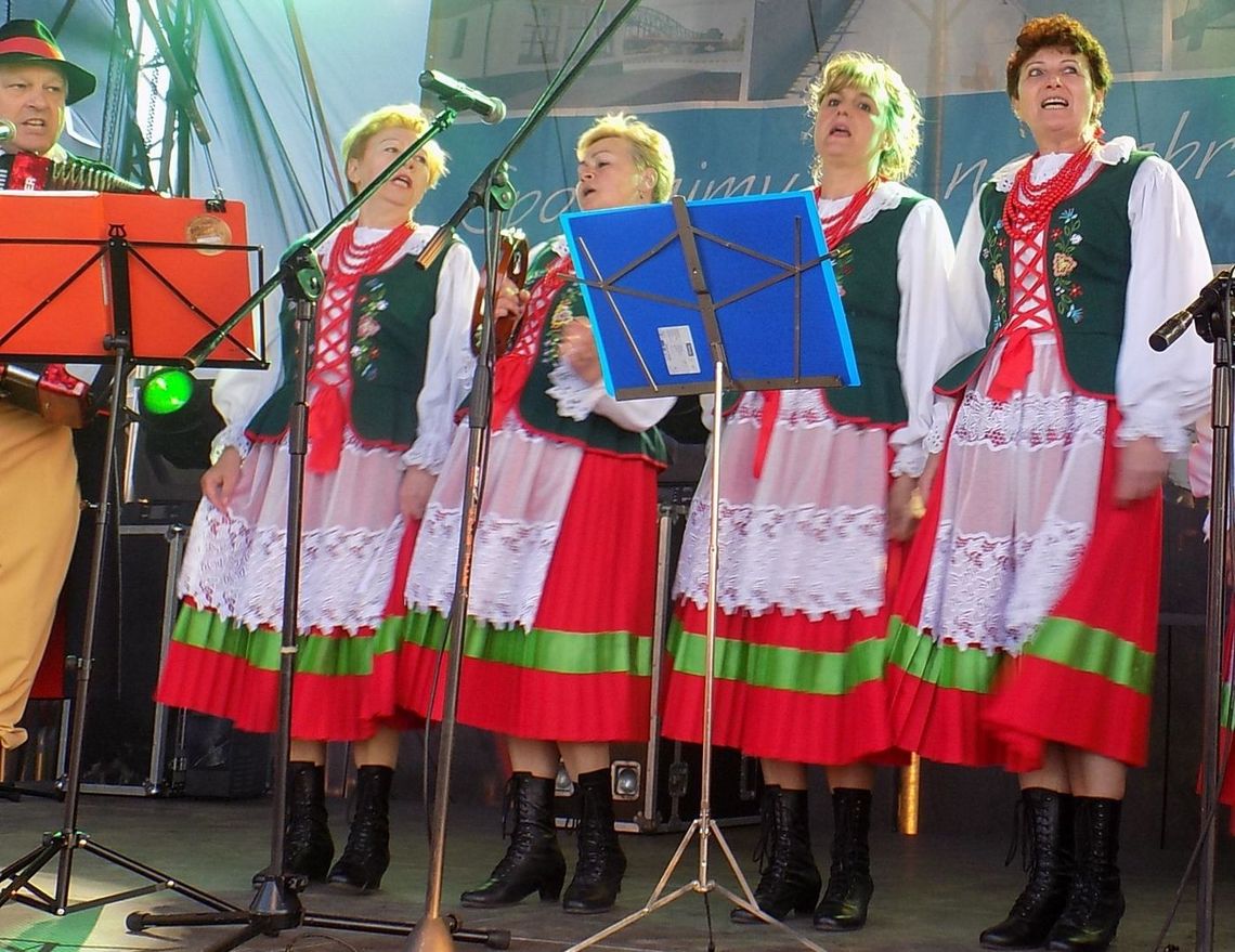 Kapele i zespoły - prezentacje na nabrzeżu