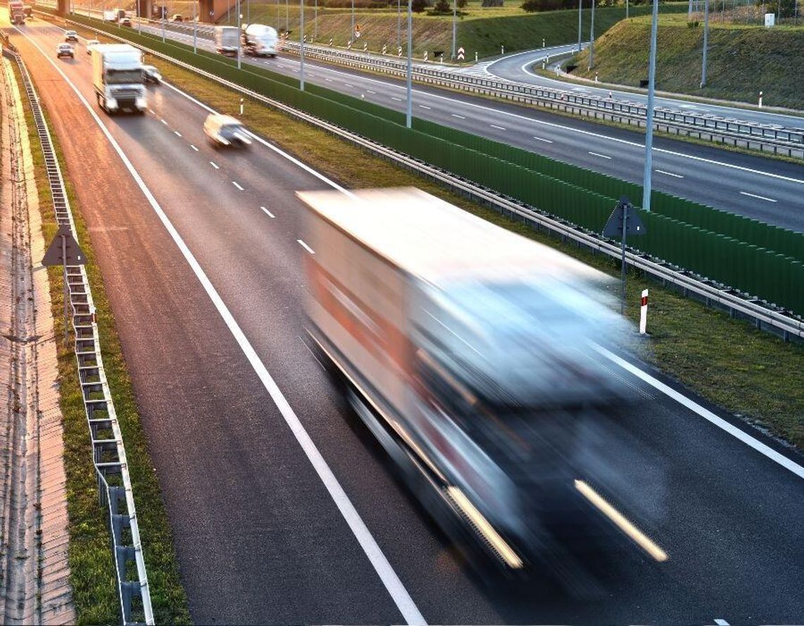 KAS ściga za stare opłaty autostradowe. 500 zł kary z systemu e-TOLL po latach KAS ściga za stare opłaty autostradowe. 500 zł kary z systemu e-TOLL po latach