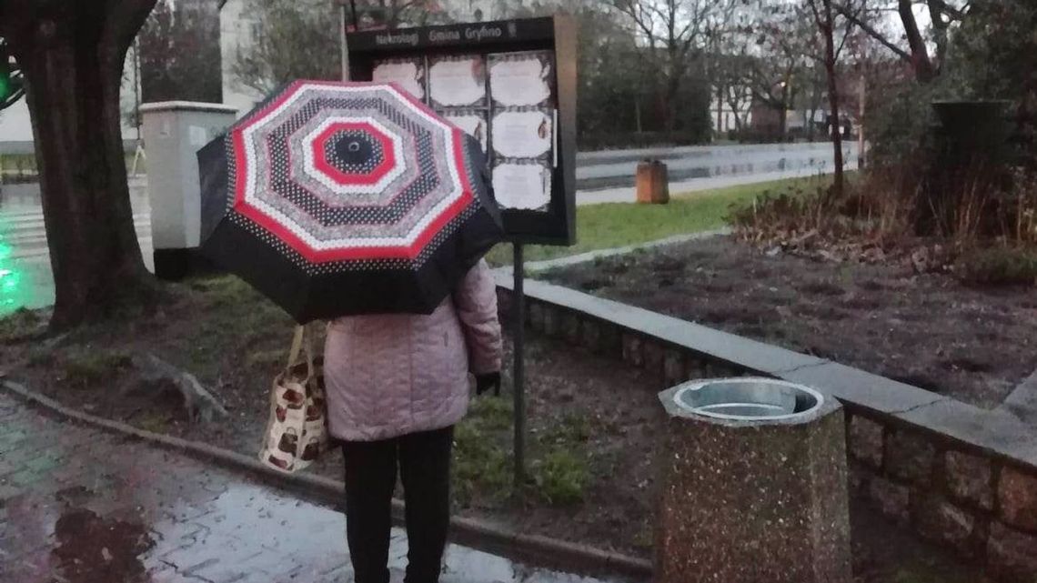 Każda łza w żałobie jest perłą pamięci o kimś wyjątkowym