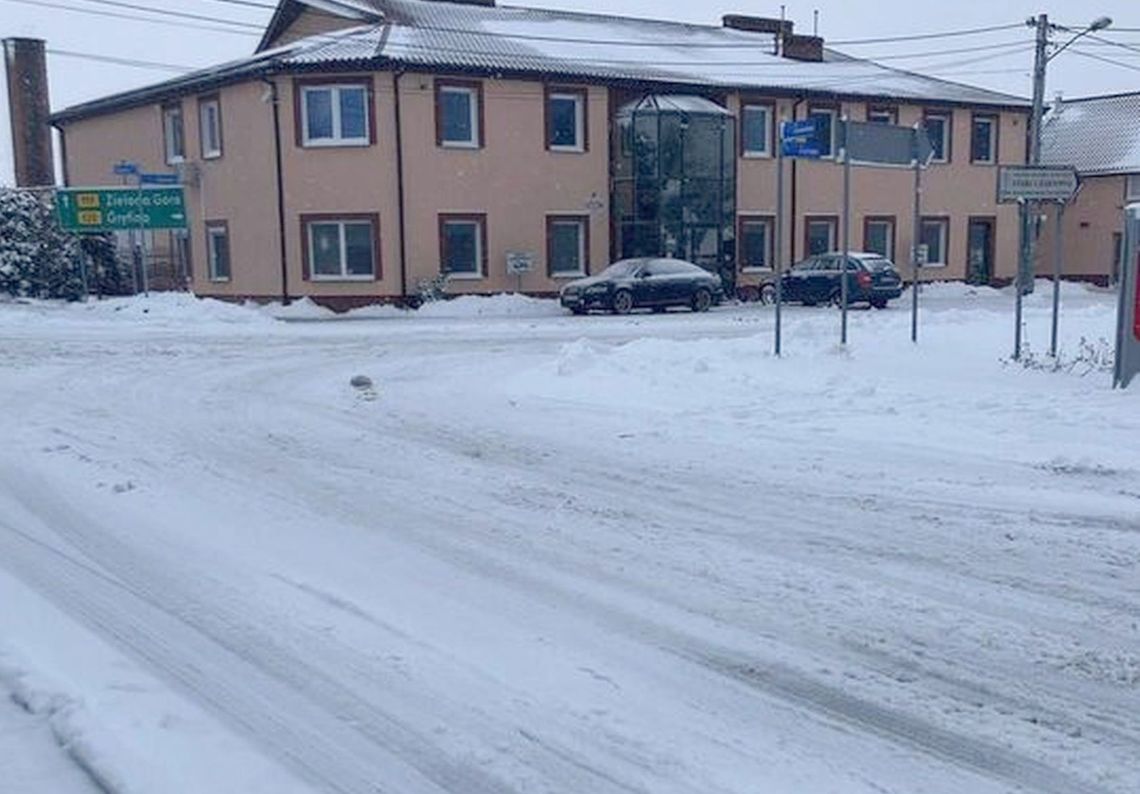 Służby wezmą się wreszcie za odśnieżanie?! - pyta czytelniczka