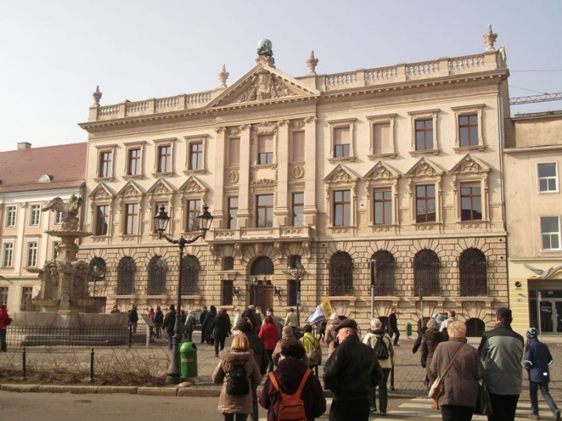 Kilka propozycji nieodpłatnych wycieczek z okazji Międzynarodowego Dnia Przewodnika Turystycznego Kilka propozycji nieodpłatnych wycieczek z okazji Międzynarodowego Dnia Przewodnika Turystycznego