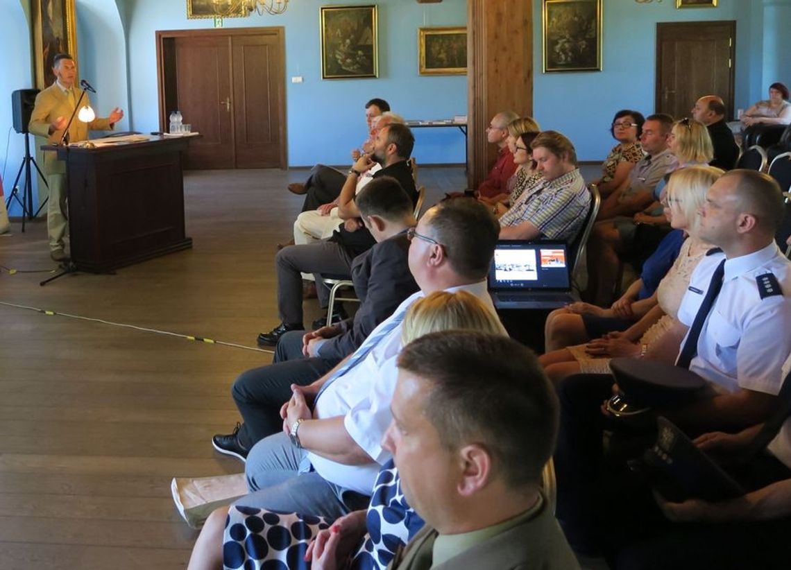 Klasztor Cedynia planują wykupić i przekształcić w dom kultury i muzeum Klasztor Cedynia planują wykupić i przekształcić w dom kultury i muzeum