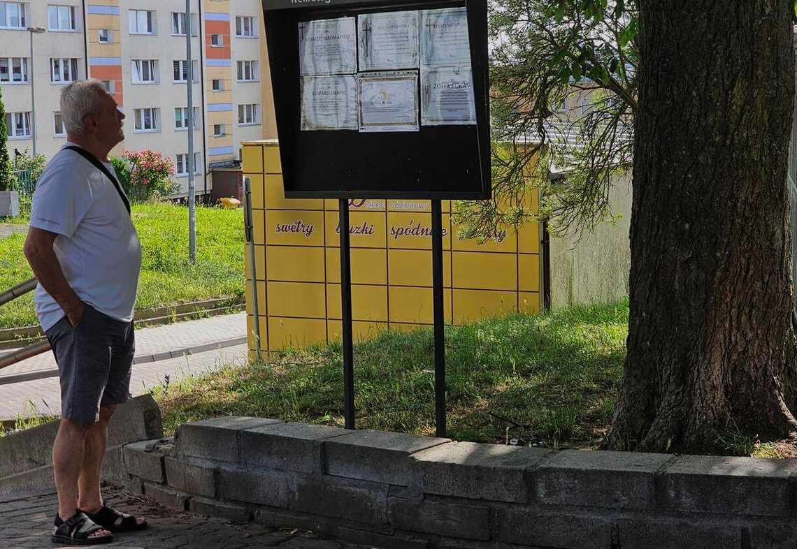 Klepsydra mierzy czas, ale żałoba mierzy naszą tęsknotę Klepsydra mierzy czas, ale żałoba mierzy naszą tęsknotę