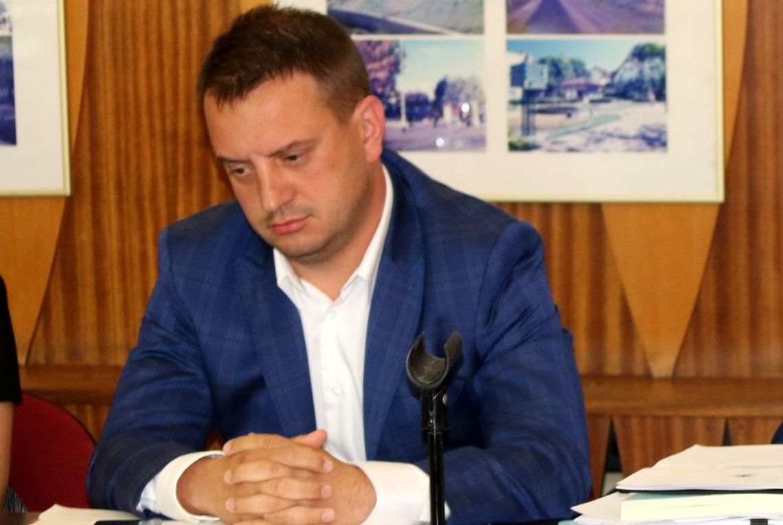 Kłopoty z przetargiem na halę sportową w Gryfinie Kłopoty z przetargiem na halę sportową w Gryfinie