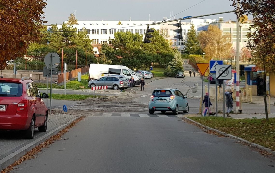 Kolejne trzy klasy przechodzą na nauczanie zdalne Kolejne trzy klasy przechodzą na nauczanie zdalne