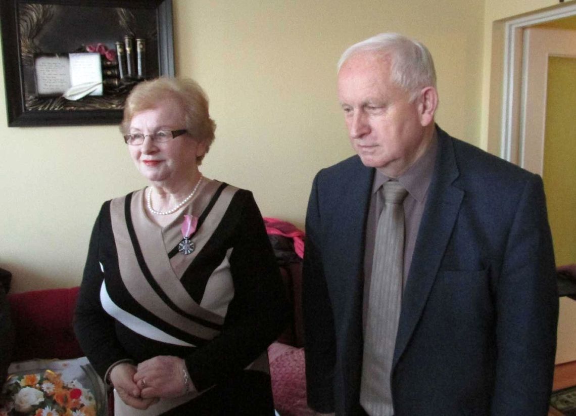 Kolejnych lat życia w zdrowiu, zgodzie i wzajemnej miłości Kolejnych lat życia w zdrowiu, zgodzie i wzajemnej miłości