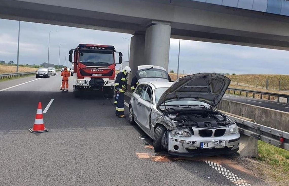 Kolizja na S3. Nasi strażacy zadysponowani do akcji Kolizja na S3. Nasi strażacy zadysponowani do akcji