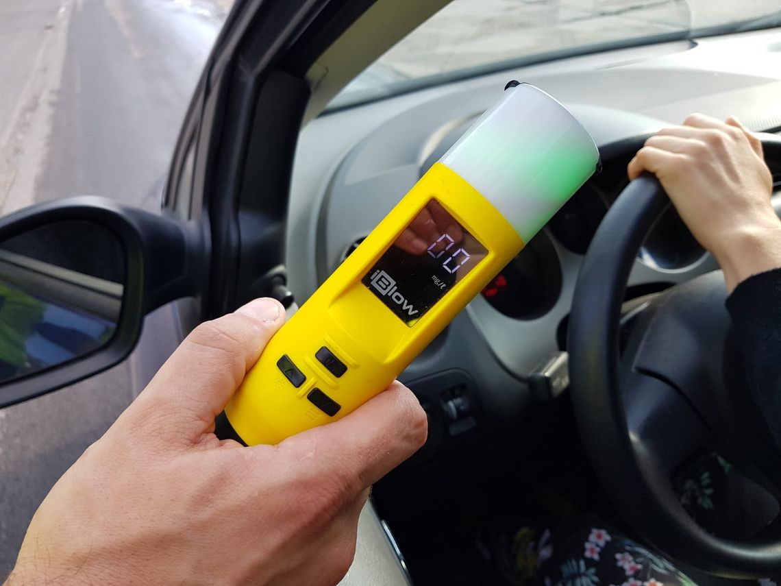 Koło szkoły zatrzymano nietrzeźwego kierowcę