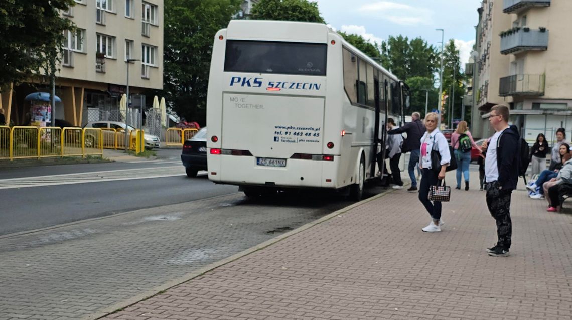 Komunikacyjny koszmar pasażerów z Gryfina. Dlaczego autobusy skrócono do przystanku Szczecin Podjuchy Komunikacyjny koszmar pasażerów z Gryfina. Dlaczego autobusy skrócono do przystanku Szczecin Podjuchy