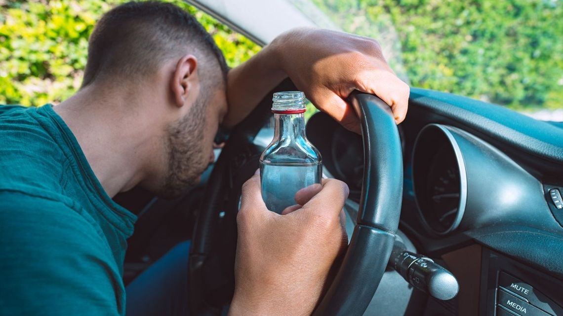 To trzeźwi kierowcy obawiają się konfiskaty auta. Pijani nadal jeżdżą po pijaku