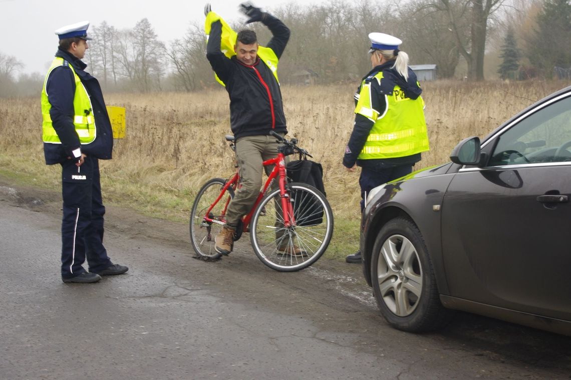 Kontrolne i represyjne, ale także profilaktyczne działania gryfińskiej policji Kontrolne i represyjne, ale także profilaktyczne działania gryfińskiej policji