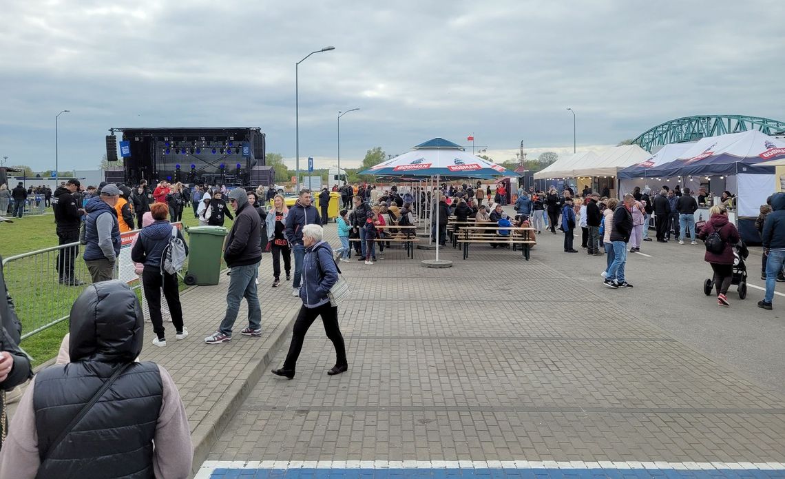 Kto na Dni Gryfina podłożył "cuchnącą świnię"? - pyta czytelnik Kto na Dni Gryfina podłożył "cuchnącą świnię"? - pyta czytelnik