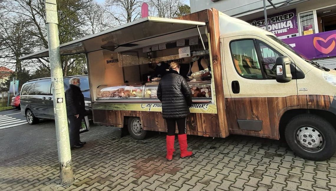 Kwitnie handel pod Gryfeną Kwitnie handel pod Gryfeną