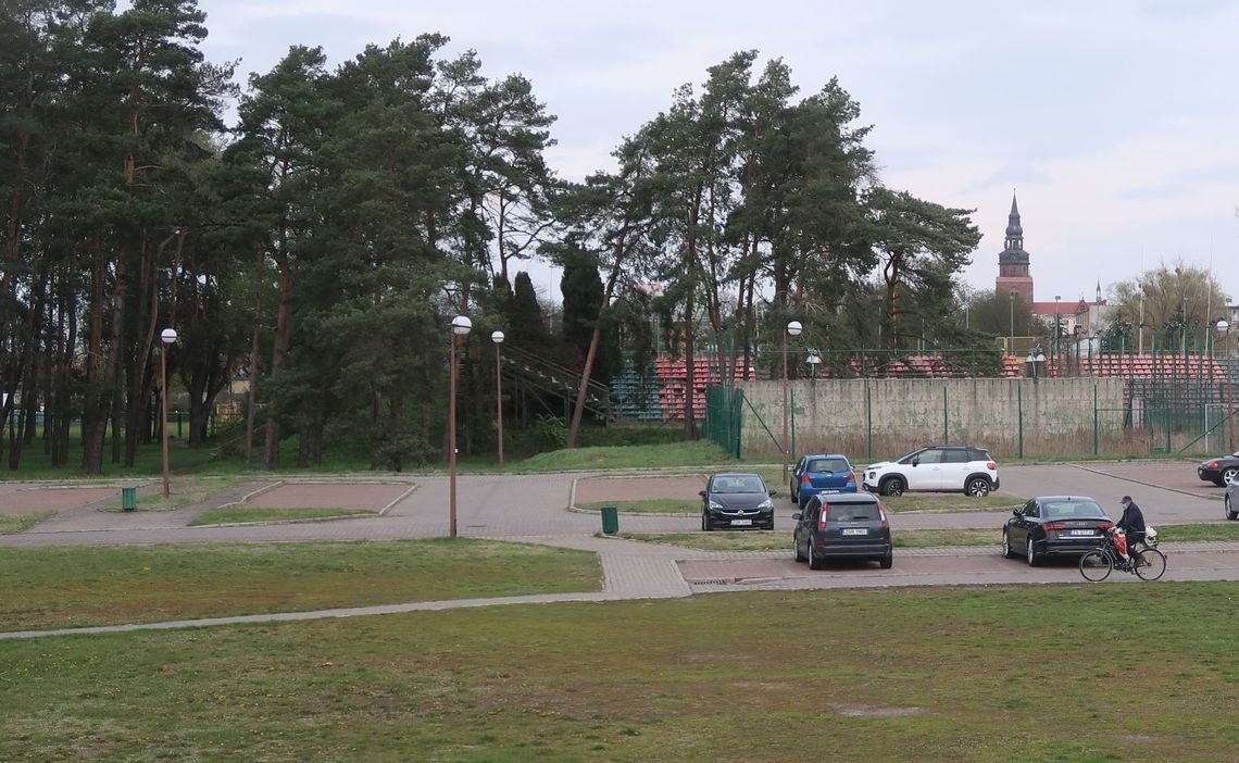 Lasek pójdzie pod młotek? Lasek pójdzie pod młotek?