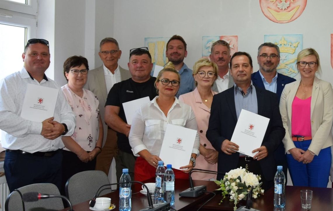 Laureaci konkursu Granty Sołeckie 2025 z powiatu gryfińskiego Laureaci konkursu Granty Sołeckie 2025 z powiatu gryfińskiego