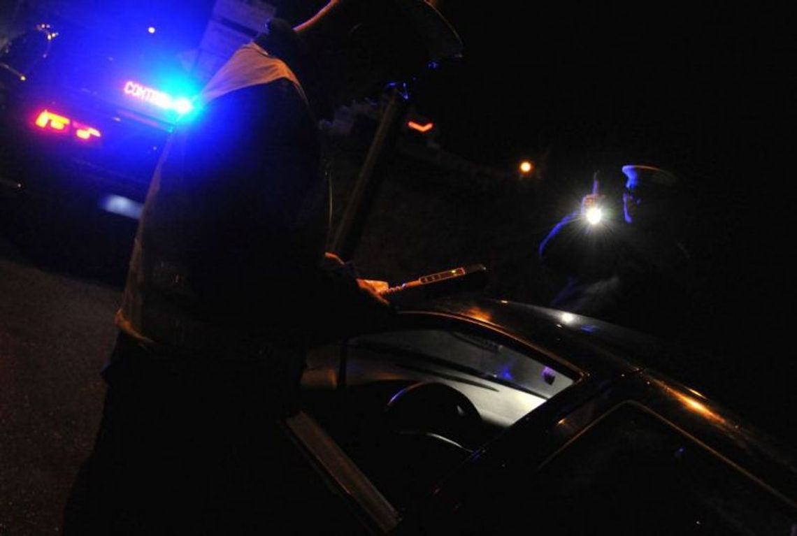 Ledwo trzymał się na nogach kiedy kierowcę zatrzymano w Gryfinie