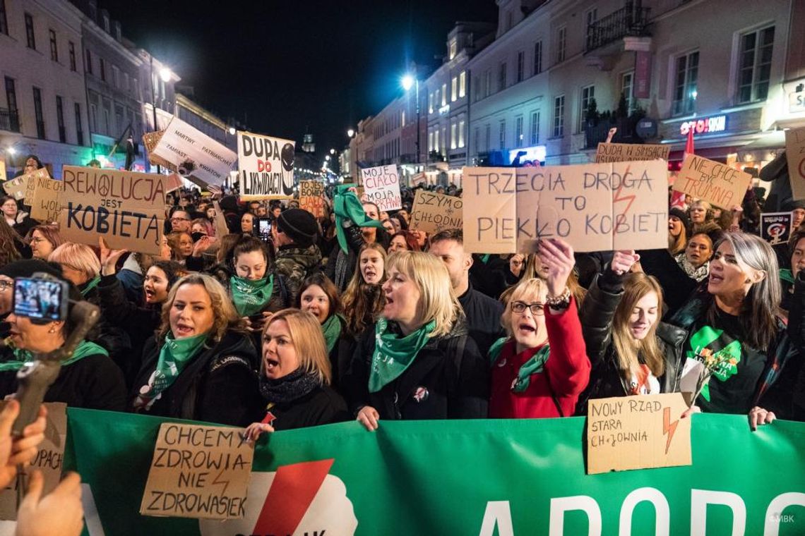 Lekarze nie boją się przepisów i dokonują coraz więcej legalnych aborcji