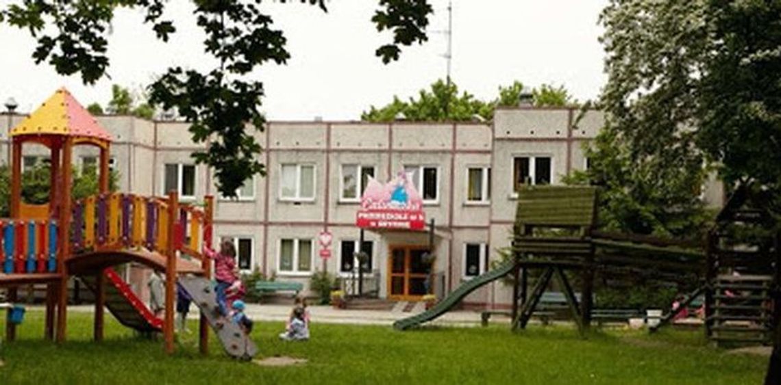 Lekki katar okazał się...koronawirusem. -Nie oskarżajmy się i nie lekceważmy objawów! - prosi dyrektorka przedszkola Lekki katar okazał się...koronawirusem. -Nie oskarżajmy się i nie lekceważmy objawów! - prosi dyrektorka przedszkola