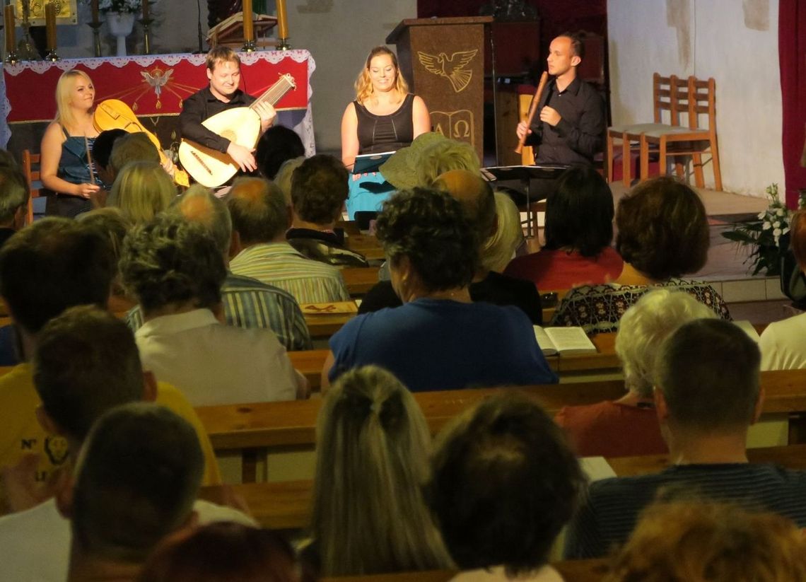 Letni Festiwal Wędrowny na Gotyckim Szlaku - program