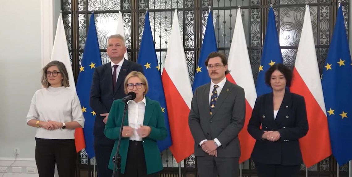 Zapłacimy nowy podatek zwany tłuszczowym? Akcyza na alkohol miałaby trafić głównie do ochrony zdrowia Zapłacimy nowy podatek zwany tłuszczowym? Akcyza na alkohol miałaby trafić głównie do ochrony zdrowia