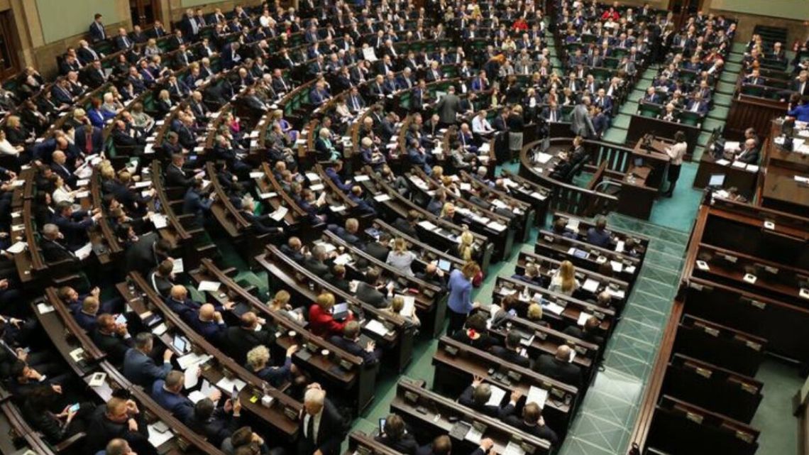 Lewica przeskoczyła w sondażach jedną Konfederację. Jest najnowszy sondaż sejmowy