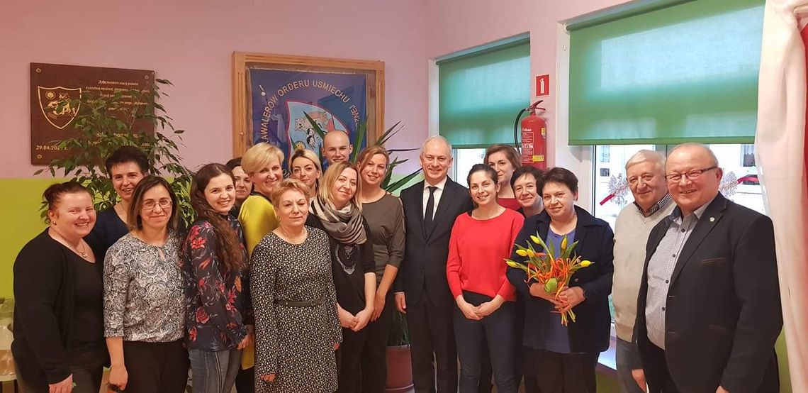 List do Zachodniopomorskiej Kurator Oświaty w sprawie szkół List do Zachodniopomorskiej Kurator Oświaty w sprawie szkół