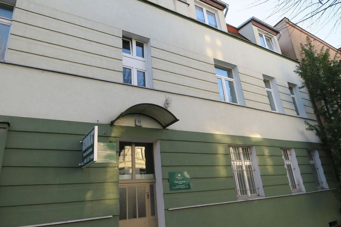 Lokal w tym budynku sprzeda gmina Lokal w tym budynku sprzeda gmina