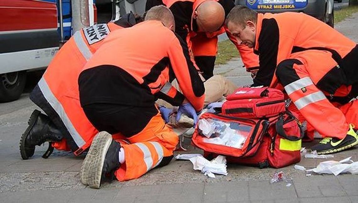 Łowił ryby i… poraził go prąd tak, że wpadł do wody Łowił ryby i… poraził go prąd tak, że wpadł do wody