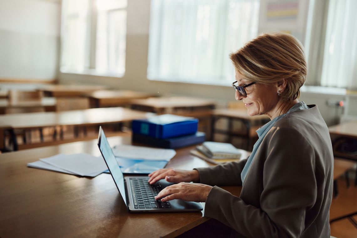 Nauczyciele zdenerwowani, bo nie mogą kupić odpowiedniego laptopa