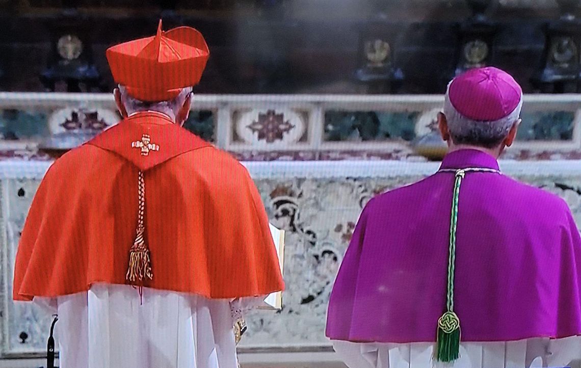 Mamy nowego papieża! Kardynałowie potrzebowali 2 dni. Napięcie wśród wiernych