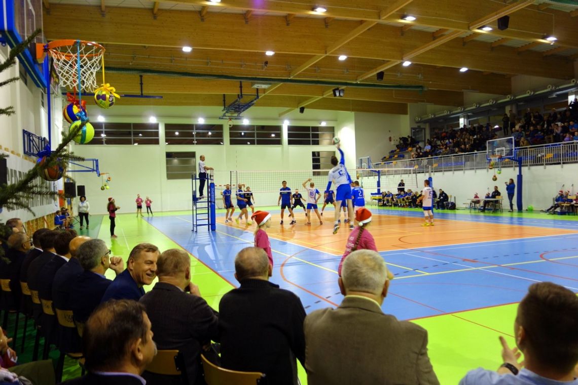 Marszałkowskie środki na infrastrukturę sportową płyną do beneficjentów Marszałkowskie środki na infrastrukturę sportową płyną do beneficjentów