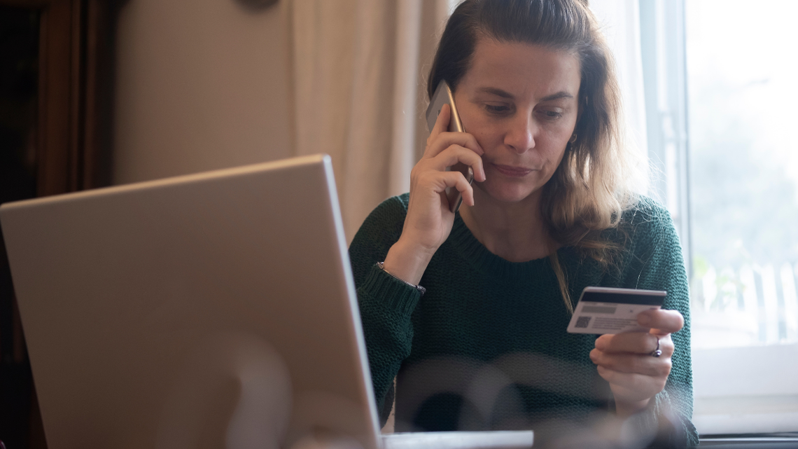 Profil zaufany na celowniku oszustów. Radzimy, nie poddawaj się presji czasu