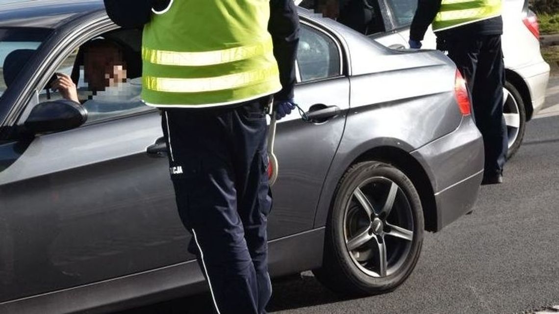 Miał ponad dwa promile i ruszył fordem po mieście