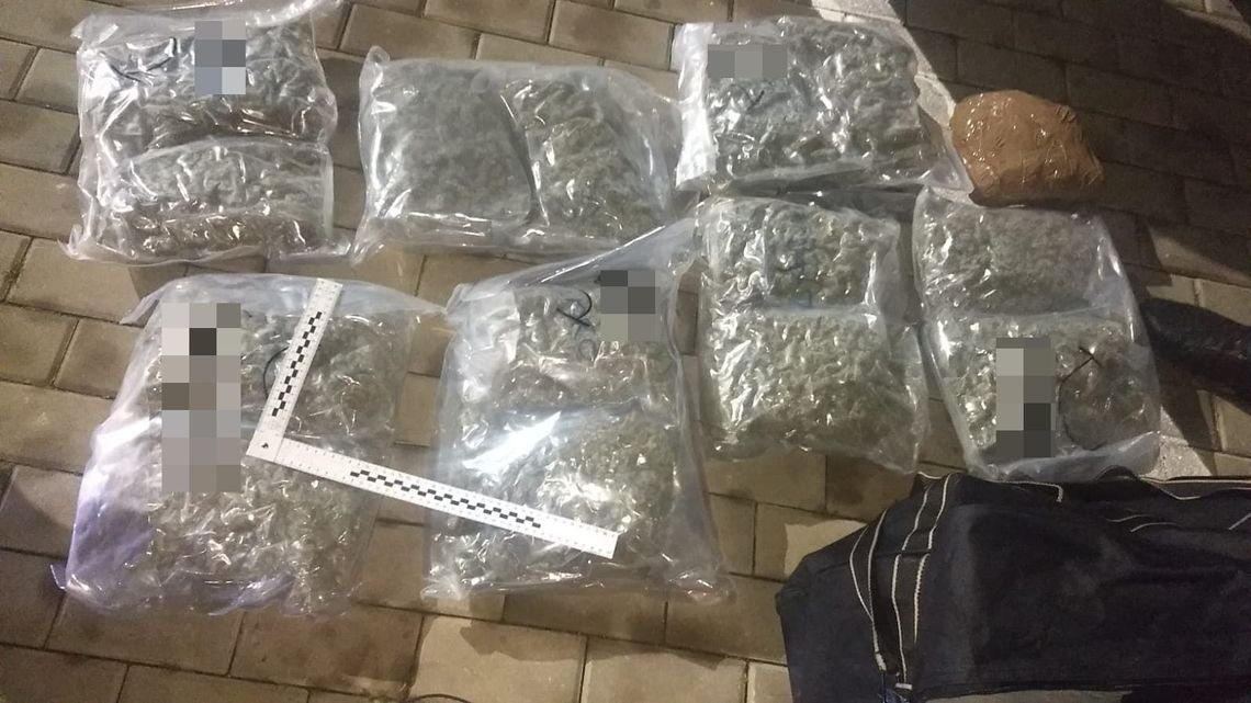 Miał w samochodzie 7,5 kg marihuany. Wpadł bo przekroczył prędkość