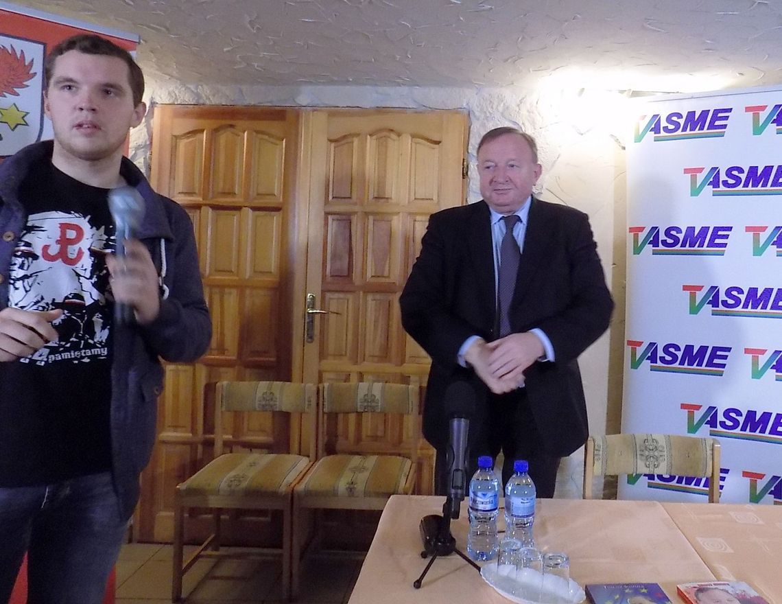 Michalkiewicz w Gryfinie o napiętych relacjach polski rząd-Unia Europejska Michalkiewicz w Gryfinie o napiętych relacjach polski rząd-Unia Europejska