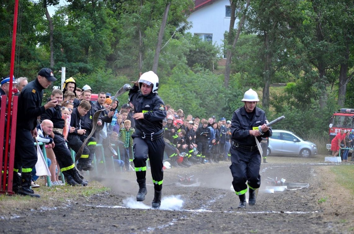 Międzygminne zawody sportowo-pożarnicze z udziałem drużyn kobiecych [FOTO]